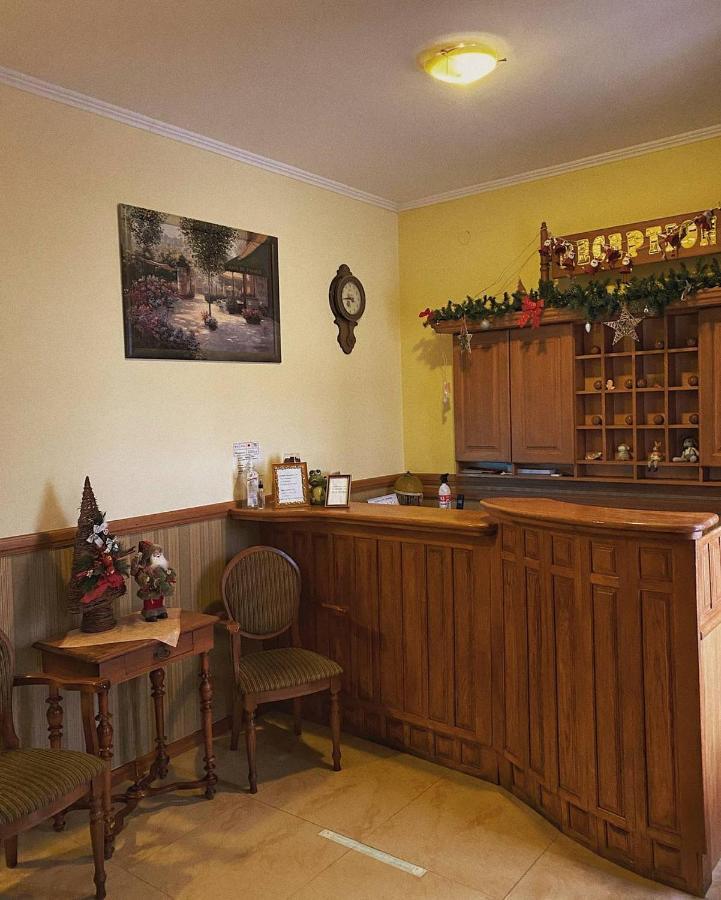 Lemon Hotel Drogobych Exterior photo